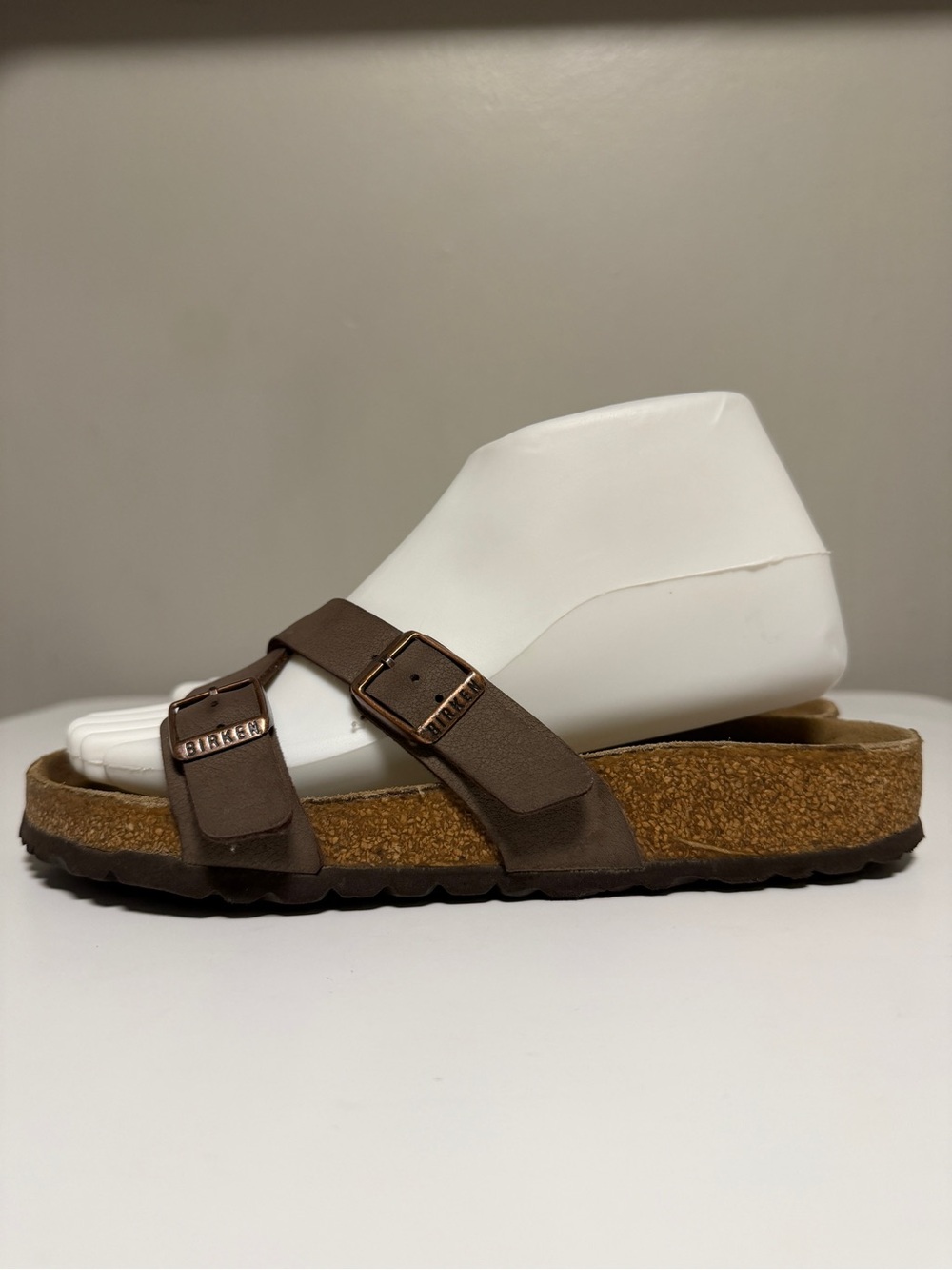 Birkenstock Yao Mocha Birkibuc Sandals Women’s US 6-6.5 EU 37 Regular/Wide